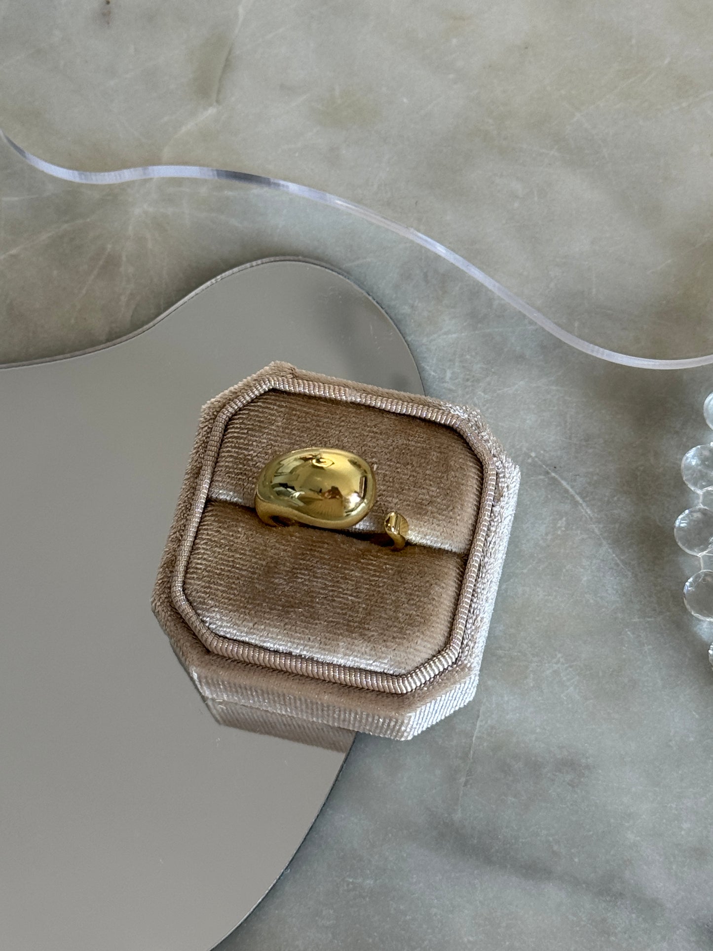Luna Ring